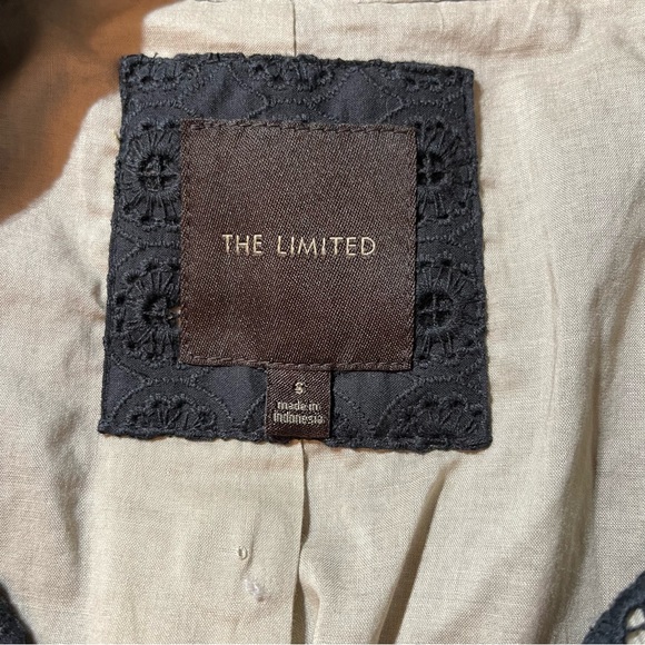 The Limited Double Breasted Long line Jacket, Size: Small - Picture 4 of 15